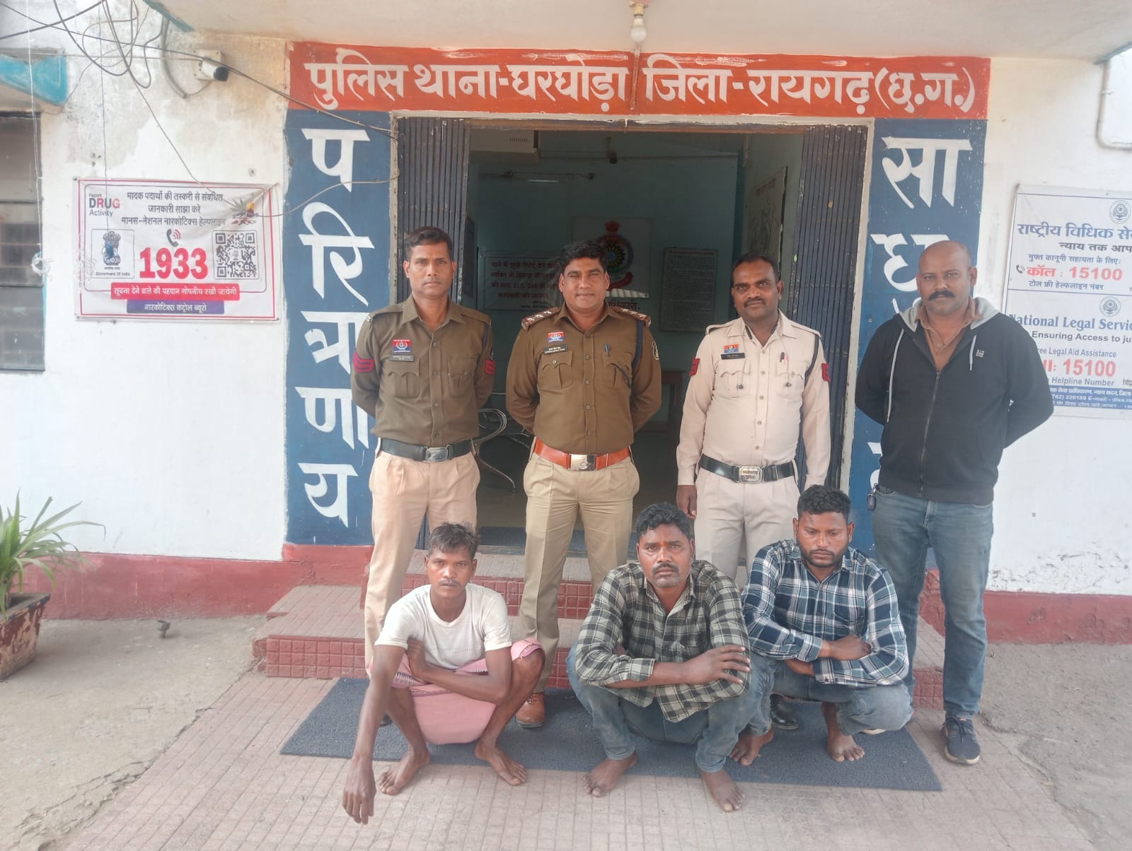 युवक को जबरन बोलेरो वाहन में बिठाकर, मारपीट, लूटपाट करने वाले 3 आरोपी चंद घंटों में गिरफ्तार, बोलेरो वाहन व लूटा मोबाइल जप्त
