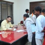 जनदर्शन में विभिन्न मांगों एवं समस्याओं को लेकर पहुंचे आवेदक