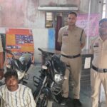 चोरी की दो मोटरसाइकिल के साथ आरोपी गिरफ्तार — जूटमिल पुलिस की कार्रवाई