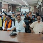 घर की बाड़ी में शराब छिपाकर बेचने की तैयारी कर रहा आरोपी गिरफ्तार, 9 लीटर महुआ शराब जब्त