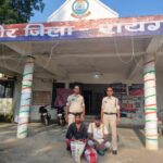 “ऑपरेशन आघात” में पुसौर पुलिस की दोहरी कार्रवाई, कोतमरा में अवैध शराब के साथ दो आरोपी गिरफ्तार