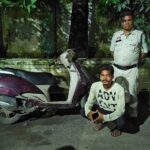 चोरी की स्कूटी बेचने ग्राहक तलाश रहा आरोपी घरघोड़ा पुलिस के हत्थे चढ़ा, आरोपी से चोरी स्कूटी बरामद