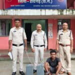 मोबाइल टावर से बैटरी चोरी करने वाला फरार आरोपी गिरफ्तार, तमनार पुलिस ने चोरी की 2 बैटरियां की बरामद कर भेजा जेल